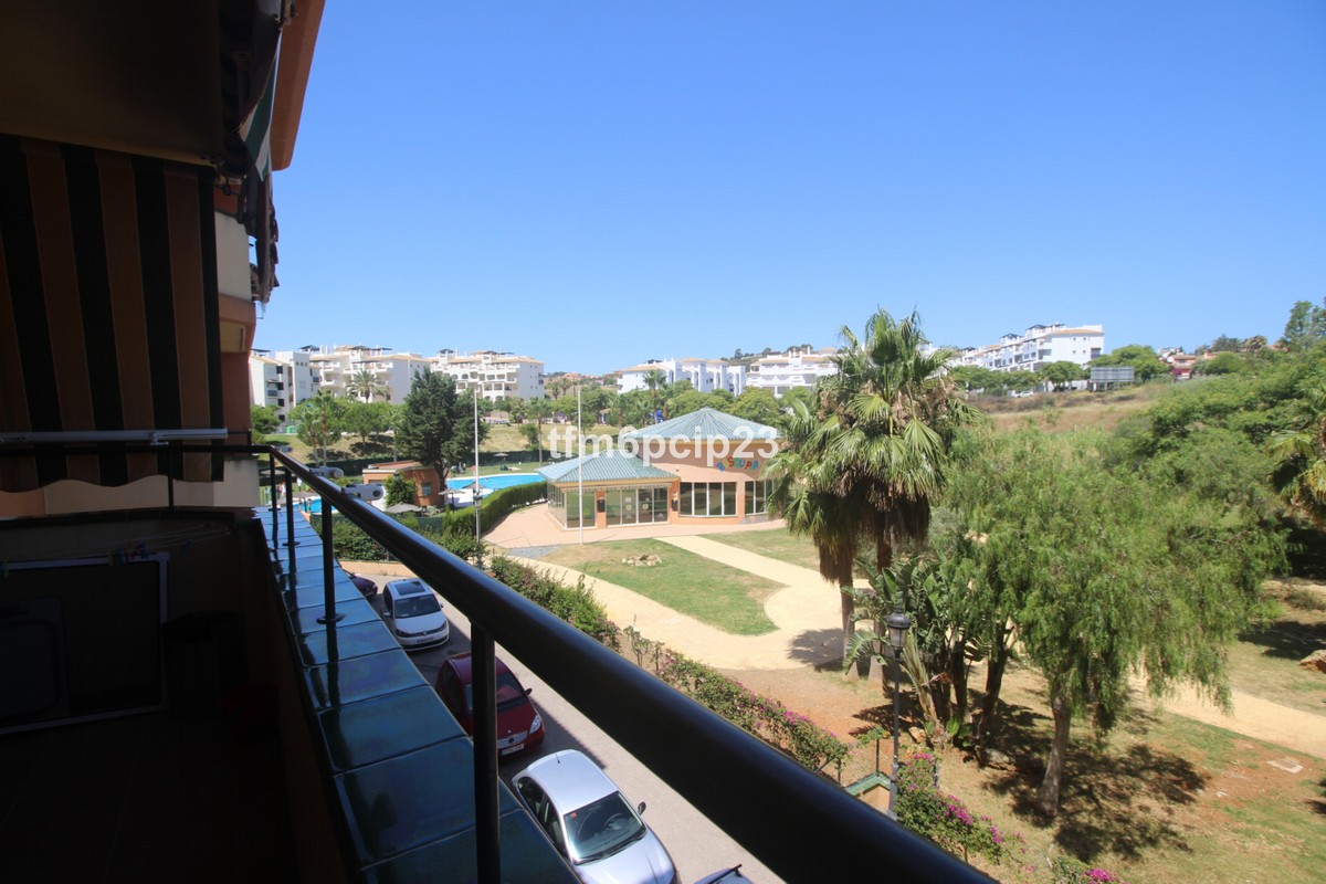 2 bedroom apartment for rent Sabinillas - mibgroup.es