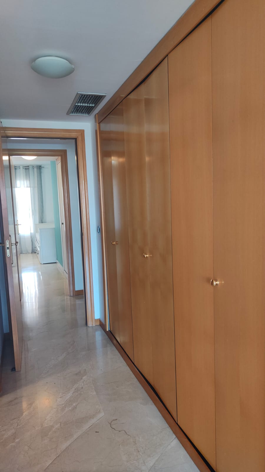 Se alquila apartamento de 2 habitaciones en Guadalmina Alta - mibgroup.es