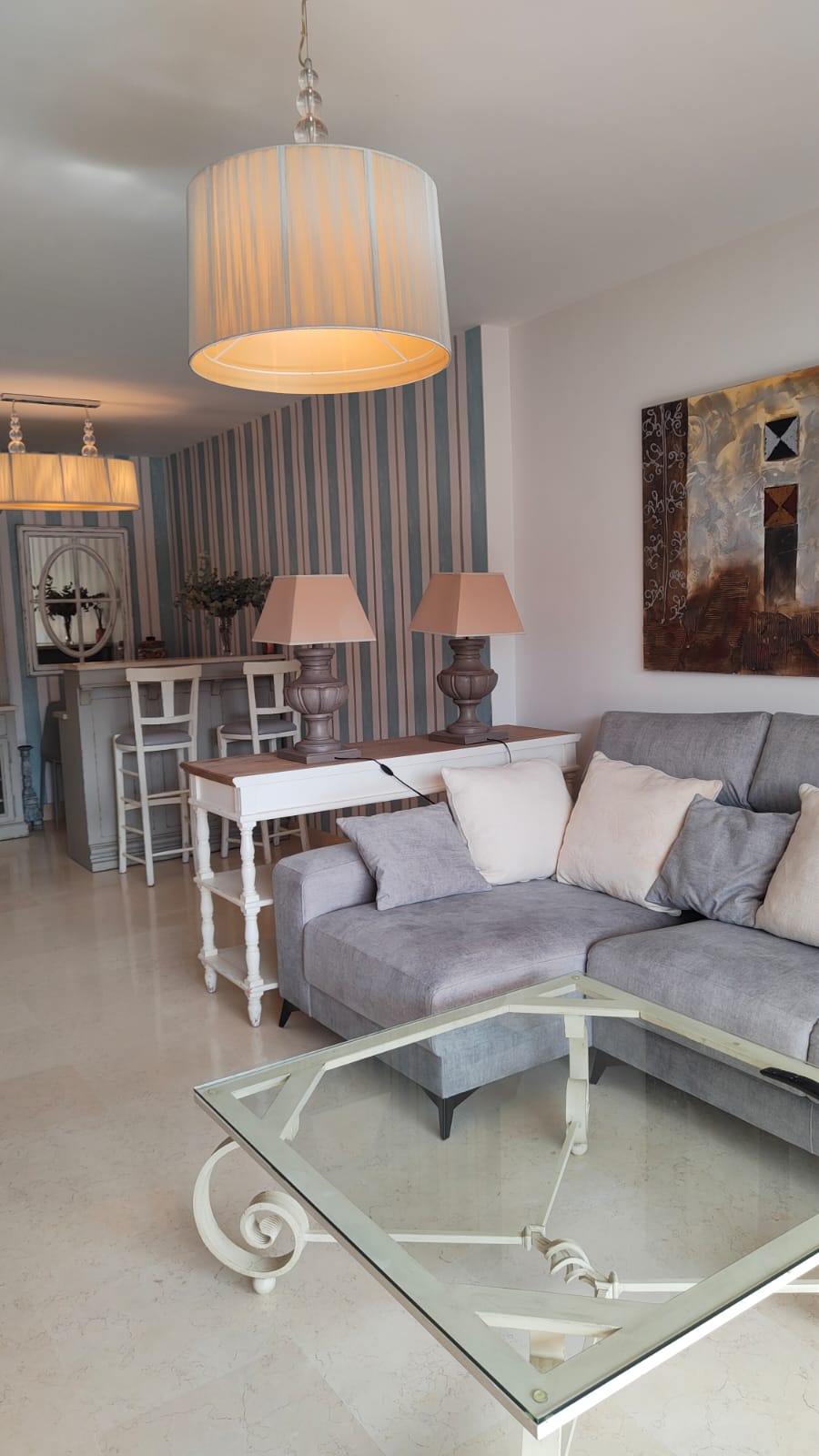 For rent 3 bedroom apartment with 4 bathrooms in the elite urbanization Capanes del Golf - mibgroup.es