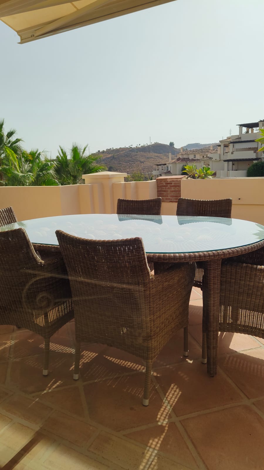 For rent 3 bedroom apartment with 4 bathrooms in the elite urbanization Capanes del Golf - mibgroup.es